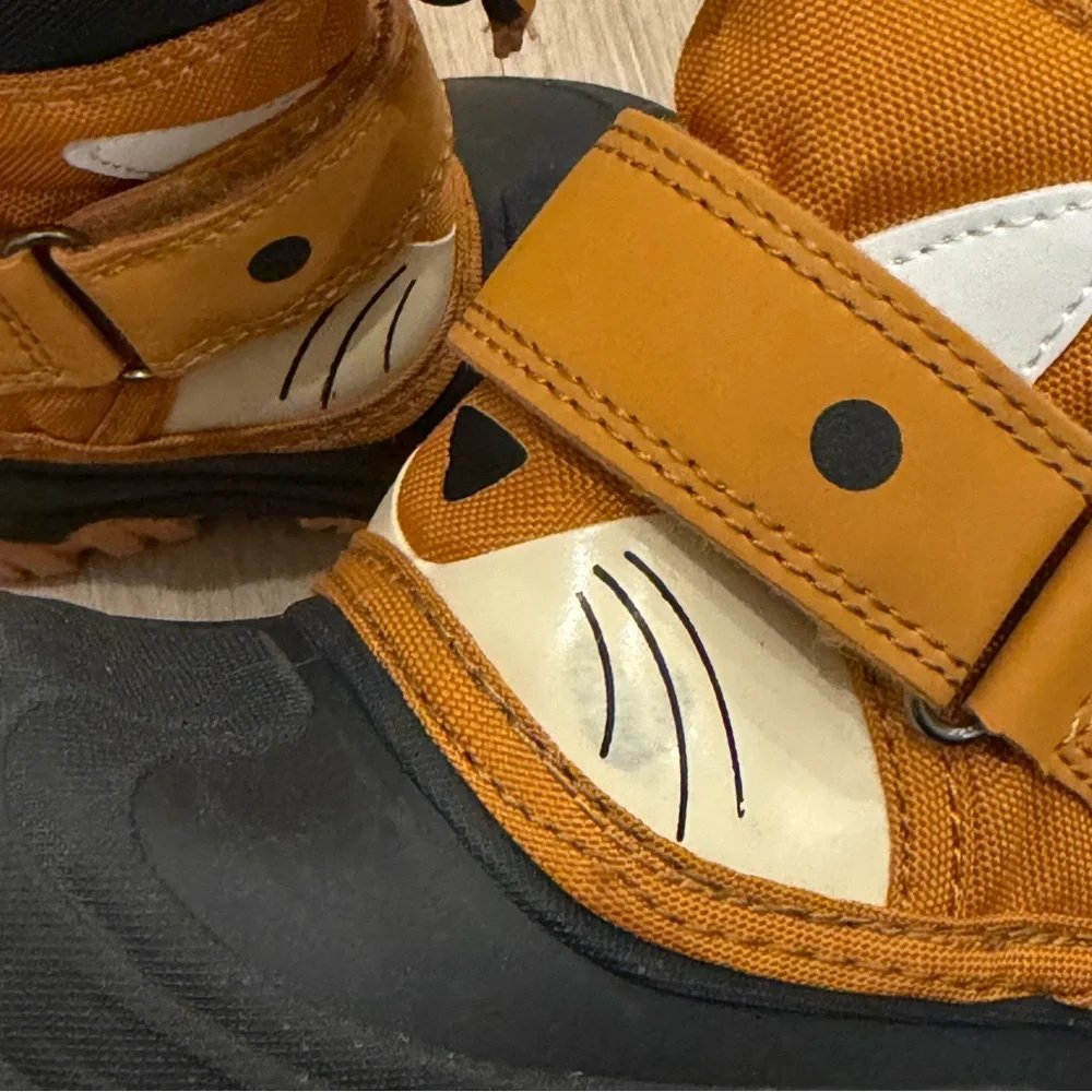 Cat & Jack Kids Fox Face Boots | Size 4